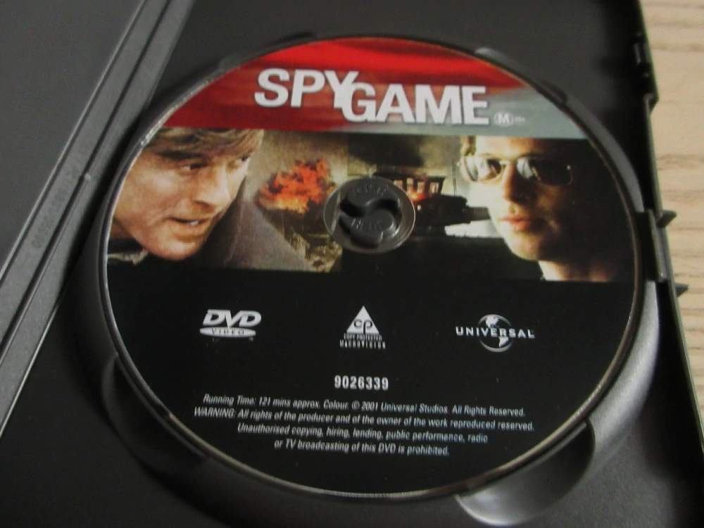 HRA ŠPIONŮ, R.REDFORD, B.PITT, GB OBAL, ČESKÉ TIT. DVD FILM