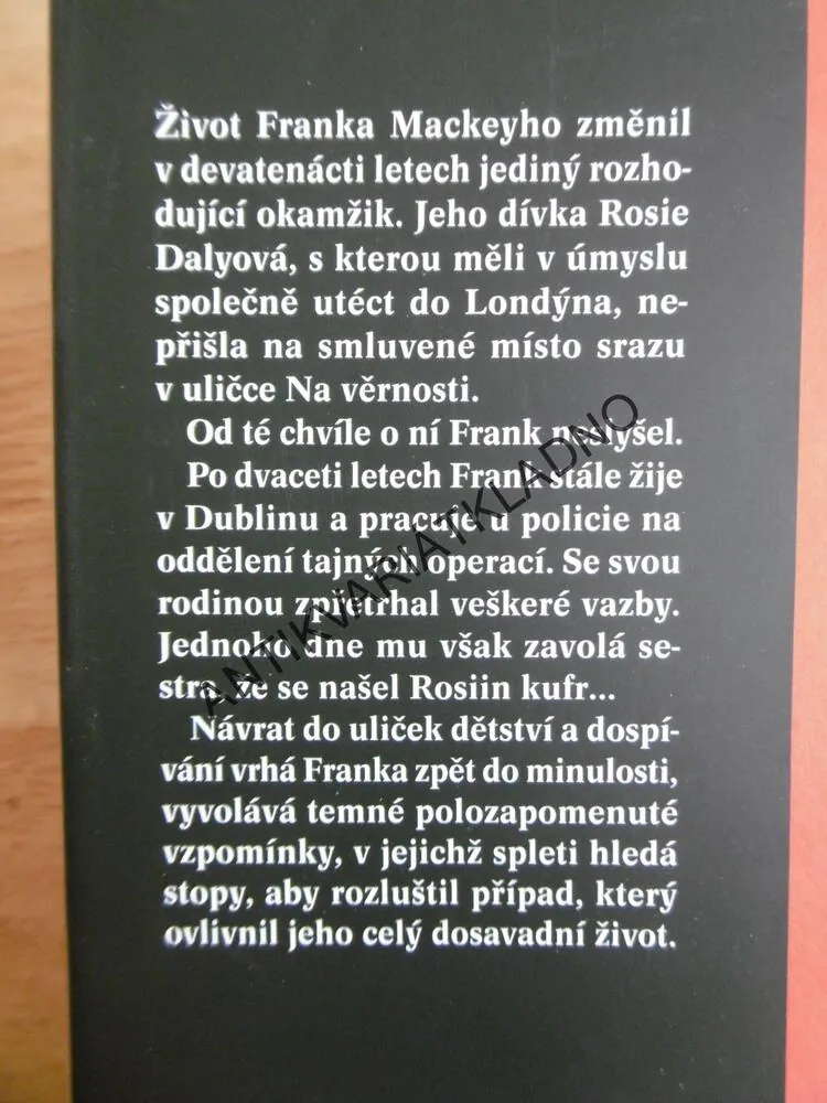 NA VĚRNOSTI, TANA FRENCHOVÁ, **an