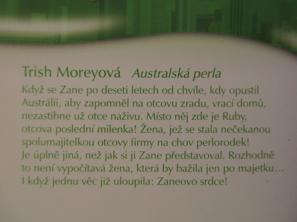 AUSTRALSKÁ PERLA, TRISH MOREYOVÁ, **an