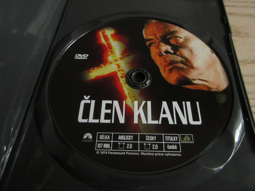 ČLEN KLANU, L. MARVIN, O. J. SIMPSON, R. BURTON, DVD FILM