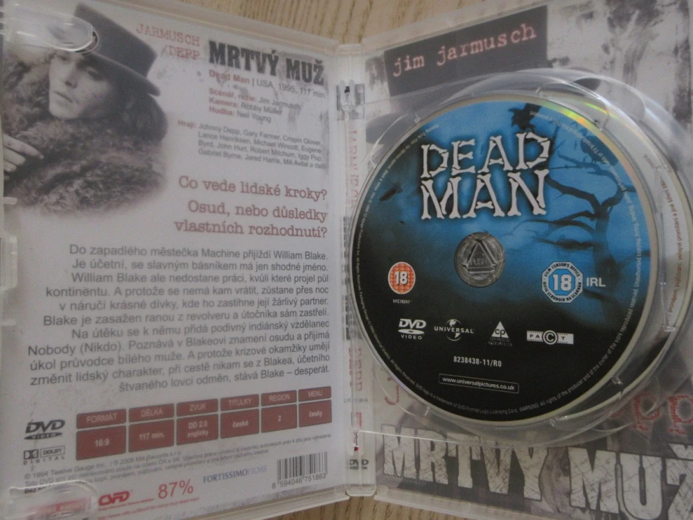MRTVÝ MUŽ, J.DEPP, GB OBAL, 2X DVD ČESKY