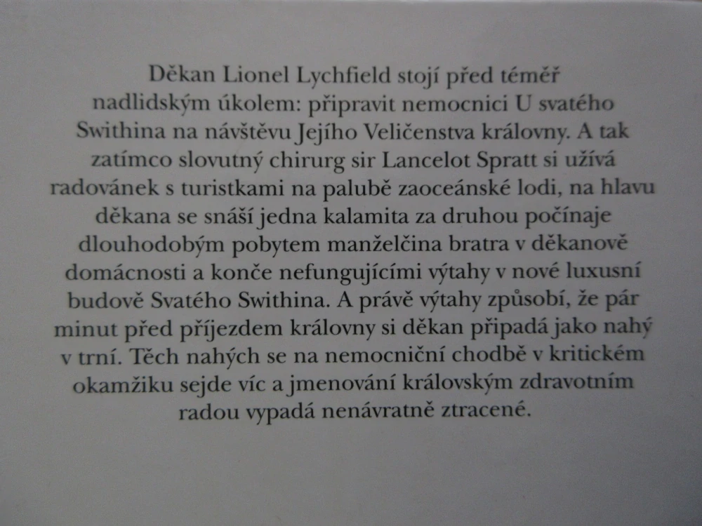 DOKTOR V TRNÍ, RICHARD GORDON, **an