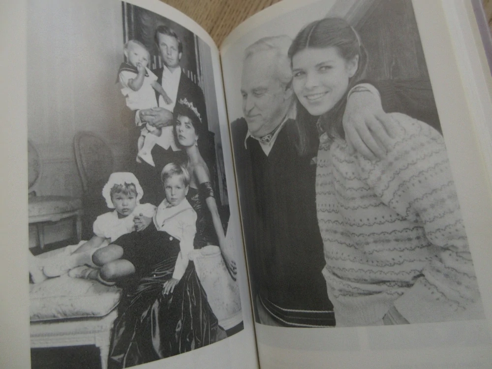 KNÍŽE RAINIER A KNĚŽNA GRACE, JEFFREY ROBINSON, **an