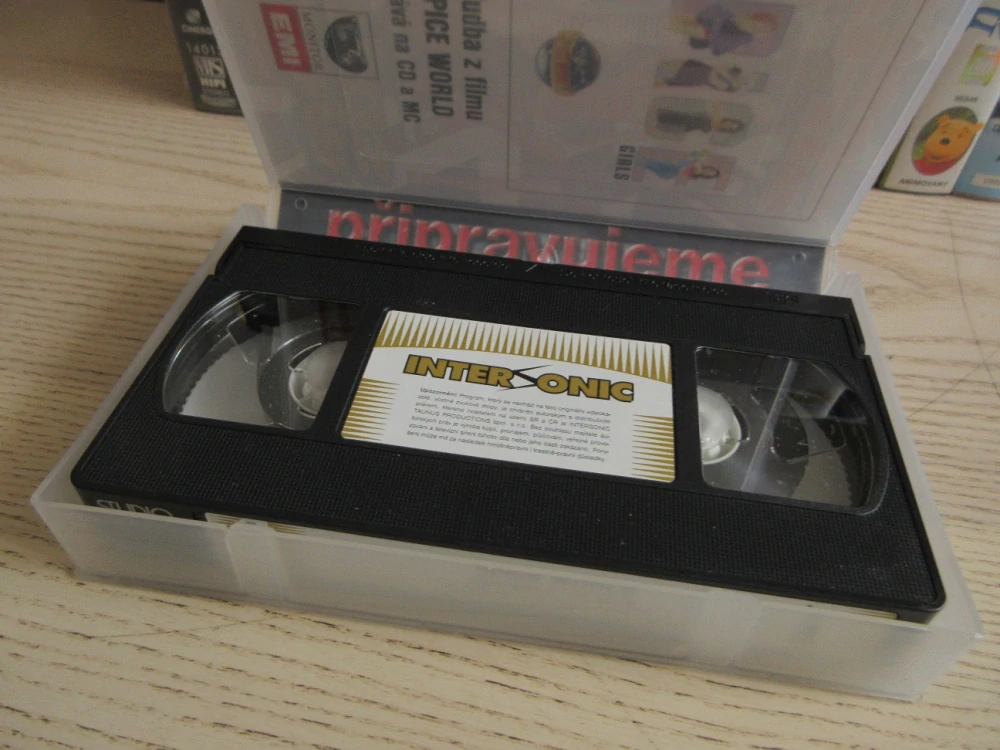 SPICE WORLD, VHS VIDEOKAZETA