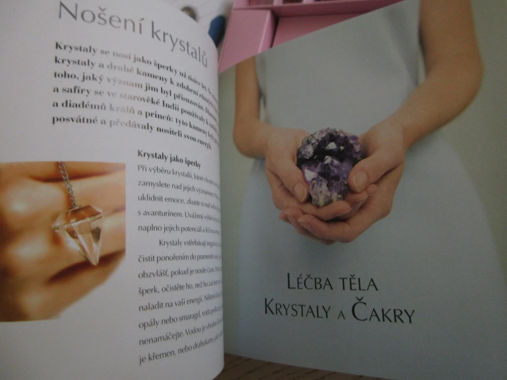 LÉČIVÁ ENERGIE KRYSTALŮ, KOMPLETNÍ PRŮVODCE VYUŽITÍM KRYSTALŮ PRO UZDRAVENÍ ČAKER, JENNIE HARDING, **an