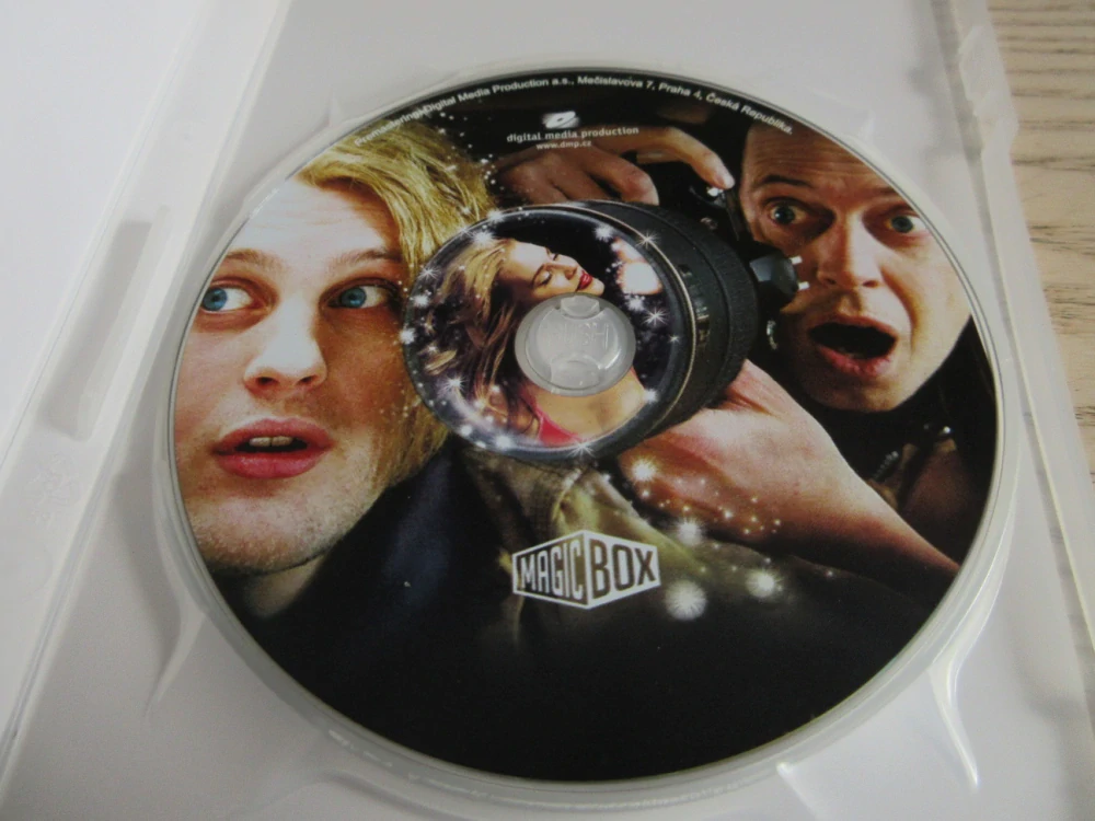 OPILÍ SLÁVOU, S. BUSCEMI, M. PITT, GB OBAL, ČESKÉ DVD FILM