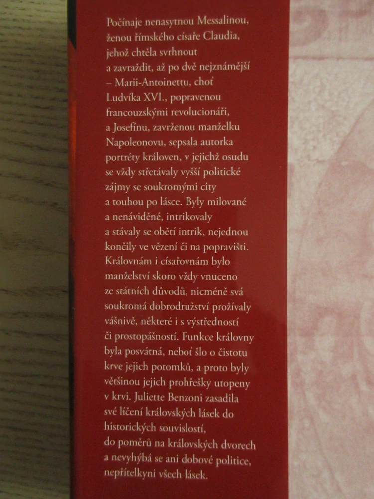 V LOŽI KRÁLOVEN-MILENCI, JULIETTE BENZONI, **an