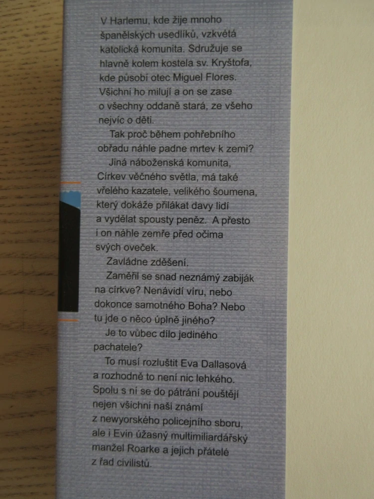 SMRTÍCÍ KALICH, NORA ROBERTS JAKO J. D. ROBB, **an