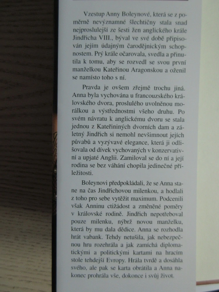 ANNA BOLEYNOVÁ, CAROLLY ERICKSON, **an 