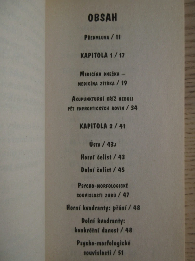 CO O NÁS PROZRAZUJÍ ZUBY, MICHELE CAFFIN, **an