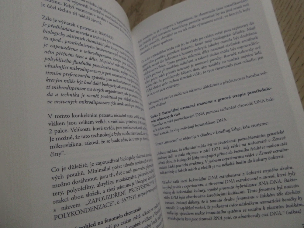 2012 - APOKALYPSA V PŘÍMÉM PŘENOSU, JIŘÍ MARIA MAŠEK, **an