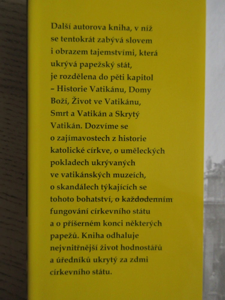 TAJEMSTVÍ VATIKÁNU, CYRUS SHAHRAD, **an