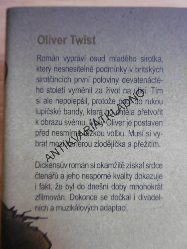 OLIVER TWIST, CHARLES DICKENS