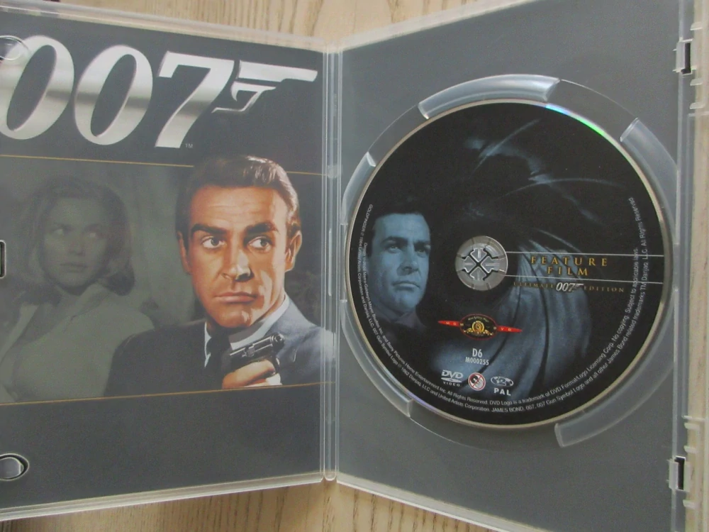 GOLDFINGER, S. CONNERY, DVD FILM