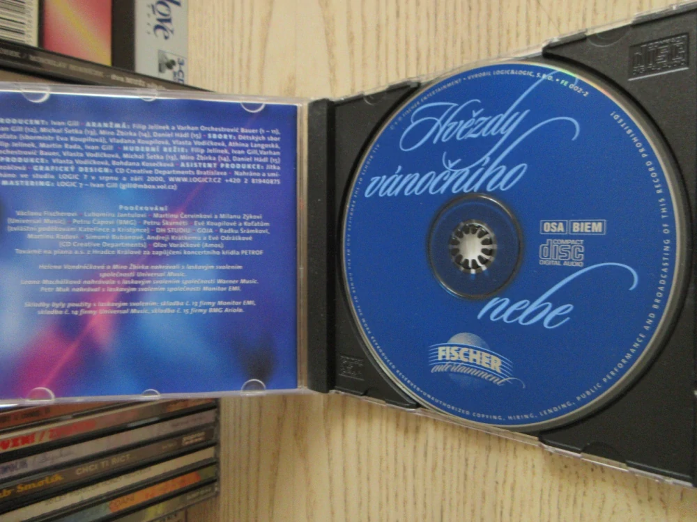 HVĚZDY VÁNOČNÍHO NEBE PRO NADACI VÁCLAVA FISCHERA, H. VONDRÁČKOVÁ, V. ŠPINAROVÁ, F. SLOVÁČEK A DALŠÍ, CD HUDBA