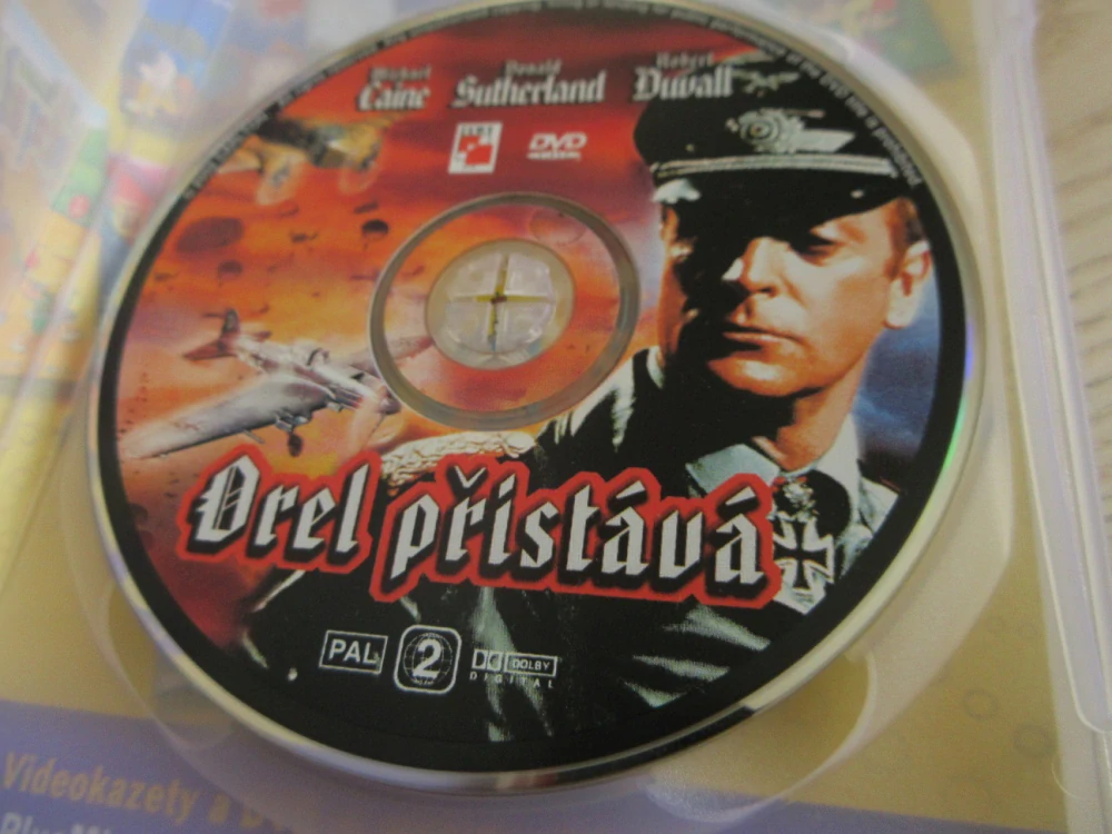 OREL PŘISTÁVÁ, A. QUAYIE, R. DUVALL, DVD FILM