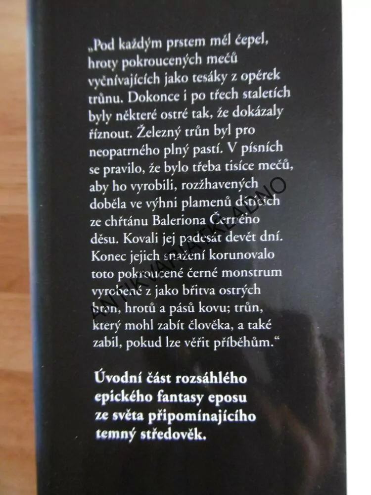 HRA O TRŮNY, GEORGE R.R.MARTIN, **an