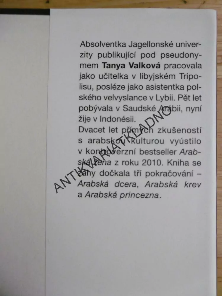 ARABSKÁ ŽENA, TANYA VALKOVÁ, **an