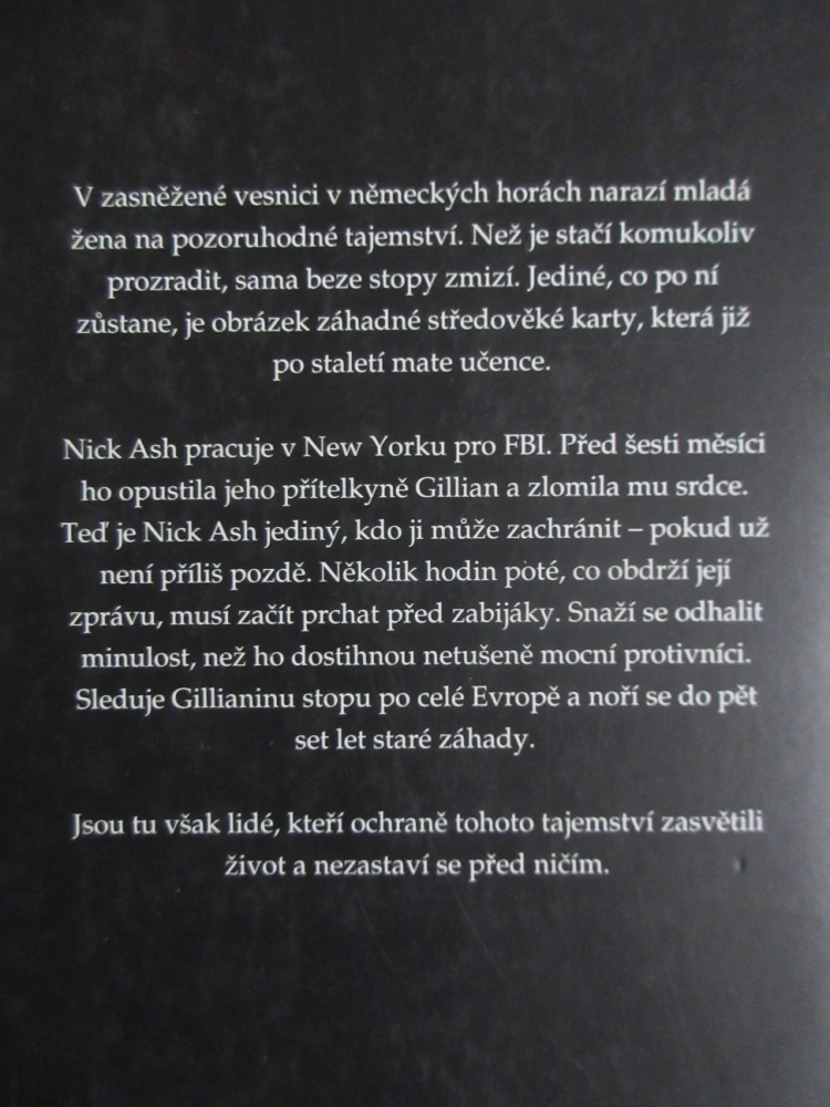 KNIHA TAJEMSTVÍ, TOM HARPER, **an
