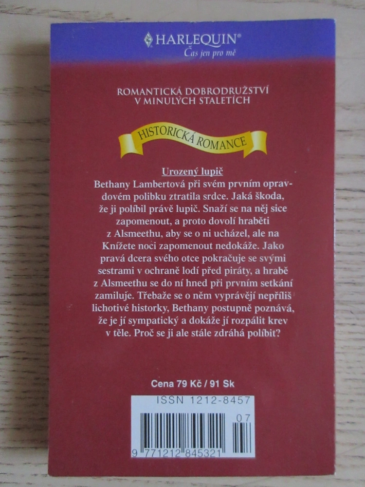 UROZENÝ LUPIČ, RUTH LANGANOVÁ, **an