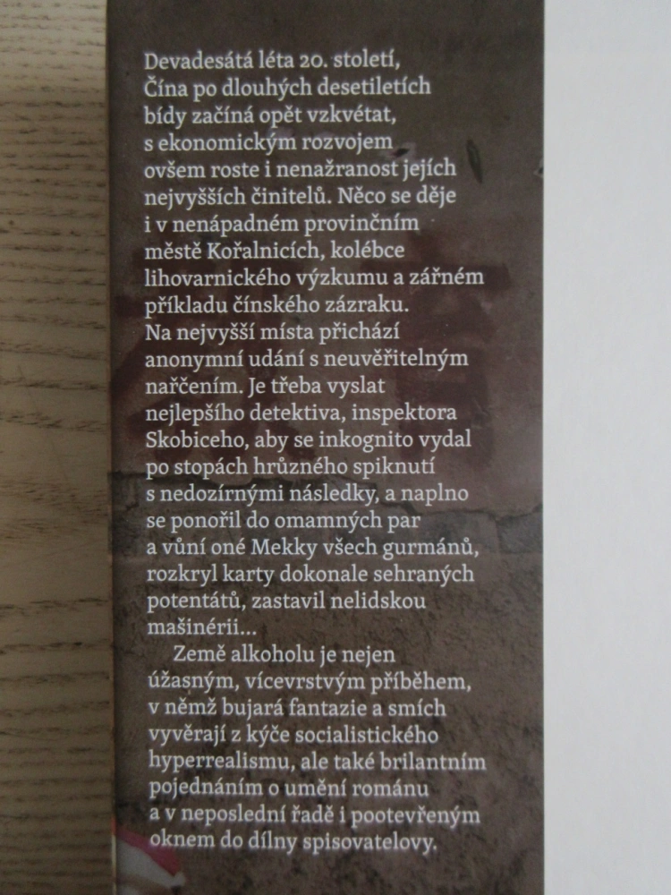 ZEMĚ ALKOHOLU, MO JEN, **an