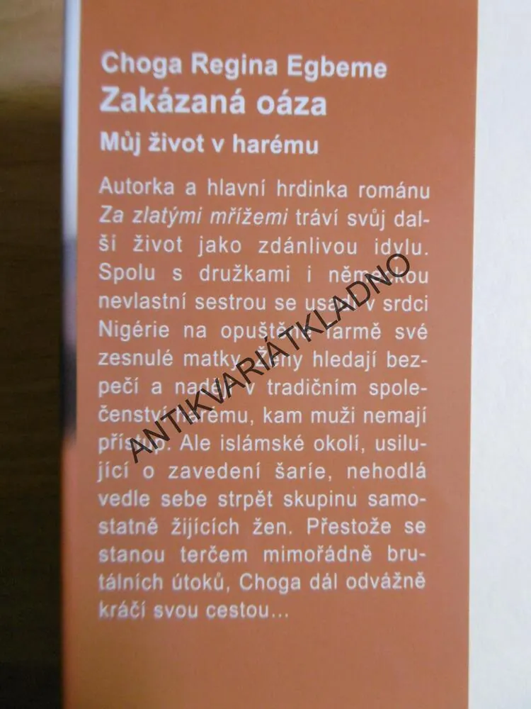 ZAKÁZANÁ OÁZA, MŮJ ŽIVOT V HARÉMU, CHOGA REGINA EGBEME, **an