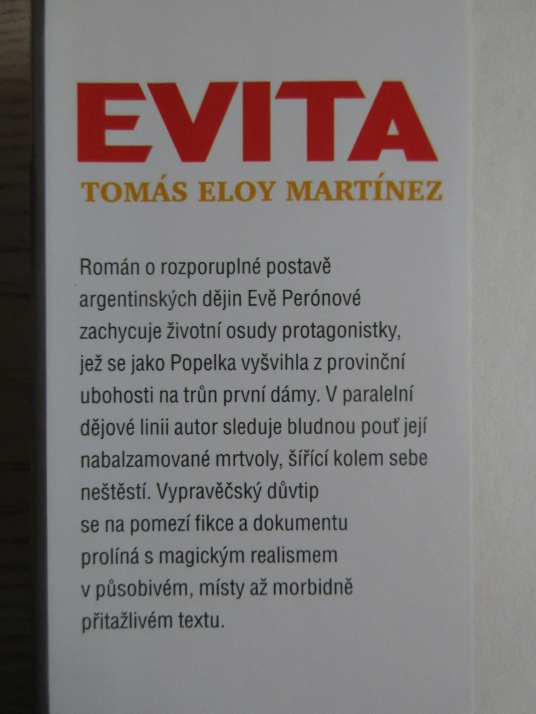EVITA, MADDONA, TOMÁS ELOY MARTÍNEZ, **an 