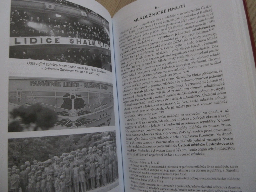 SVOBODA ZROZENÝ V BOJI, REVOLUČNÍ LÉTA 1944-1948, HANA KRÁČMAROVÁ A KOLEKTIV, **an