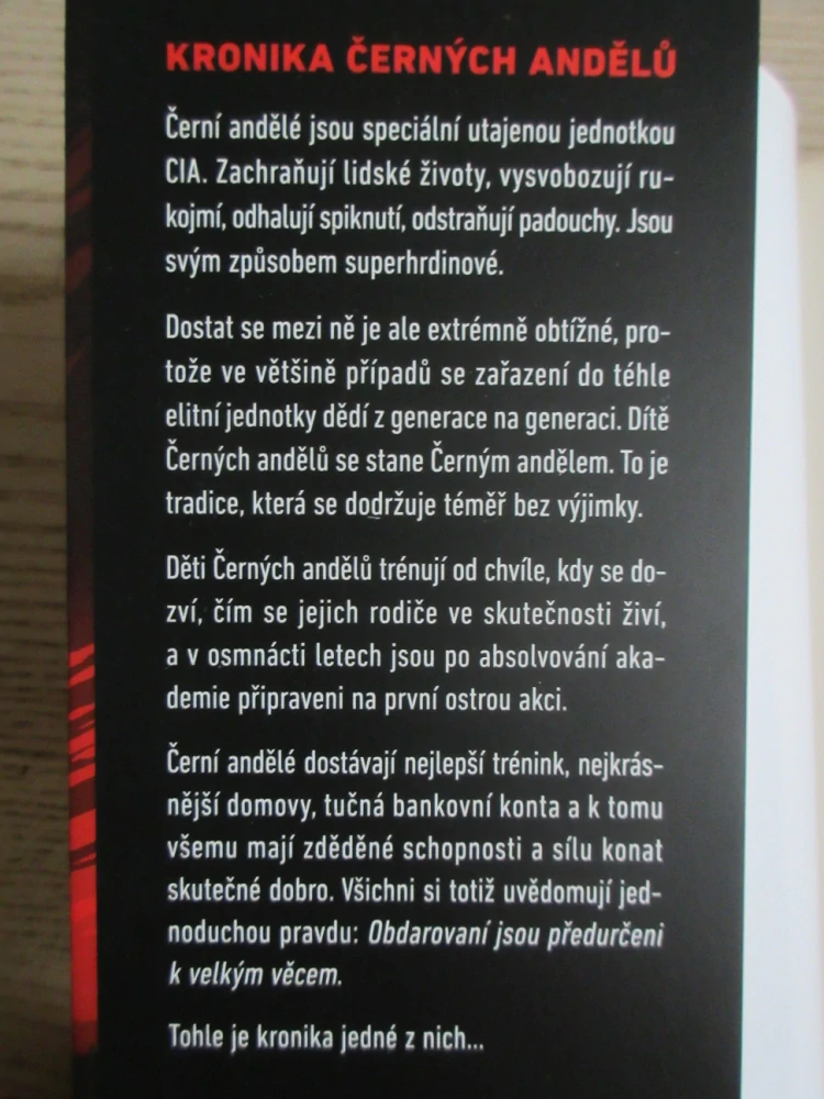 MÉ JMÉNO JE NIKDO, KRISTEN ORLANDO, **an