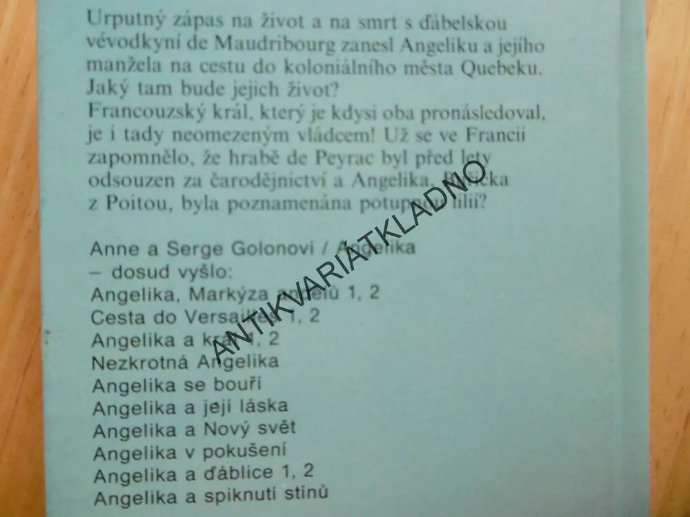 ANGELIKA A SPIKNUTÍ STÍNŮ, ANNE A SERGE GOLON, **an