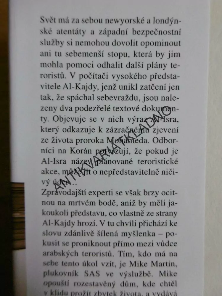 AFGHÁNEC, FREDERICK FORSYTH, **an