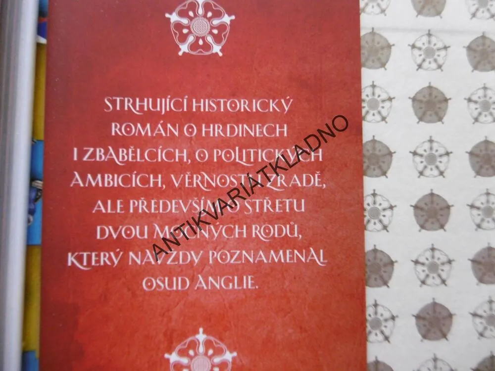 VÁLKA RŮŽÍ, BOUŘE, CONN IGGULDEN, **an