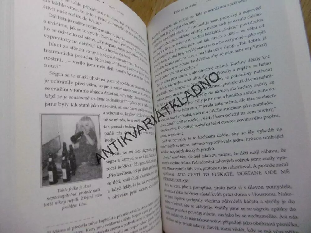 FAKT SE TO STALO? ANEB VÍCEMÉNĚ PRAVDIVÉ A ROZHODNĚ ORIGINÁLNÍ MEMOÁRY,JENNY LAWSON, **an