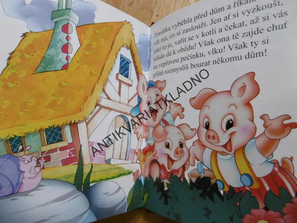 TŘI MALÁ PRASÁTKA, MALÁ KNIHA VELKÝCH POHÁDEK