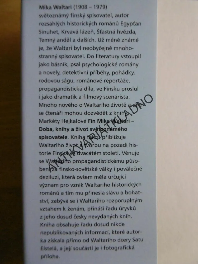TANEC NA HROBECH, MIKA WALTARI, **an