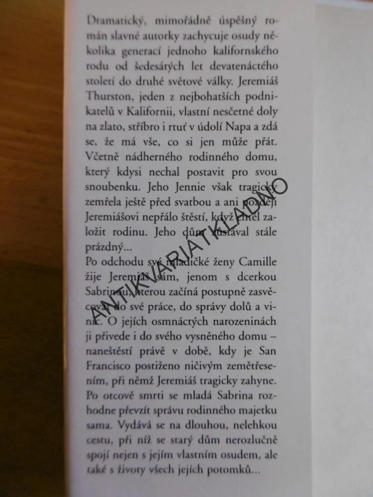 THURSTONŮV DŮM, DANIELLE STEEL, **an