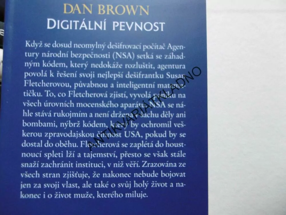 DIGITÁLNÍ PEVNOST, DAN BROWN, **an