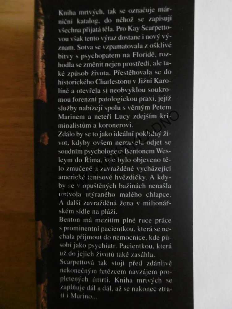 KNIHA MRTVÝCH, PATRICIA CORNWELLOVÁ, **an