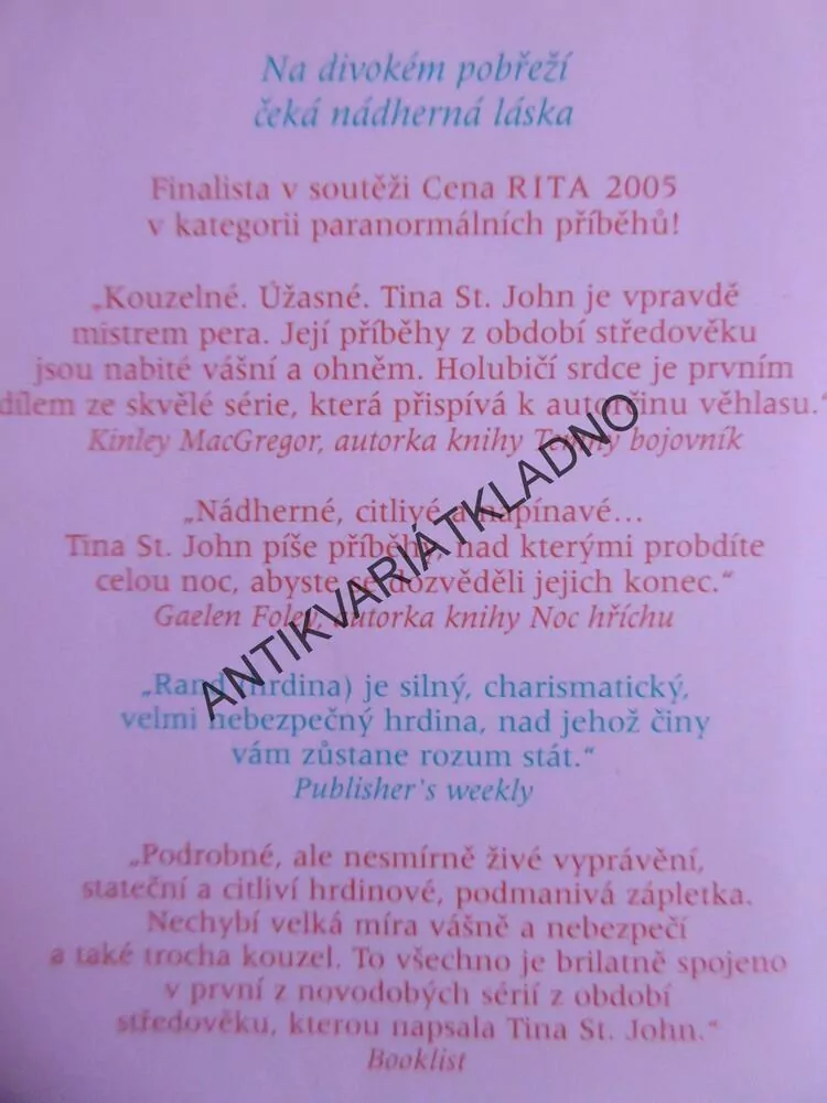 HOLUBIČÍ SRDCE, TINA ST. JOHN, **an