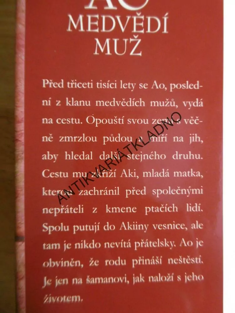 AO MEDVĚDÍ MUŽ, MARC KLAPCZYNSKI, **an