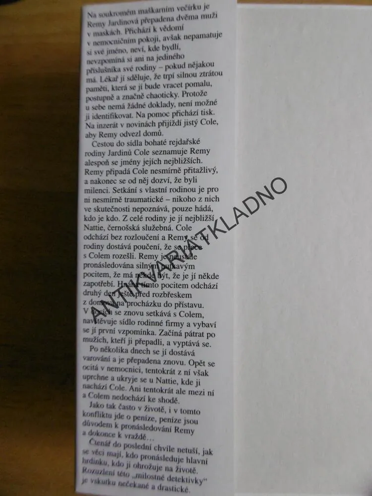 MAŠKARÁDA, JANET DAILEYOVÁ, **an