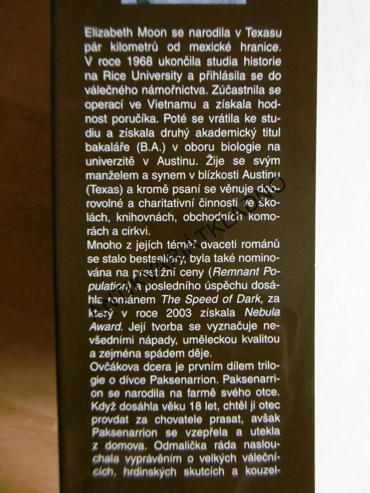 OVČÁKOVA DCERA, ELIZABETH MOON, **an