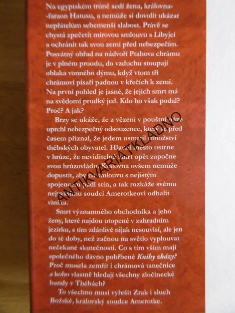 TRAVIČ Z PTAHOVA CHRÁMU, PAUL DOHERTY,
