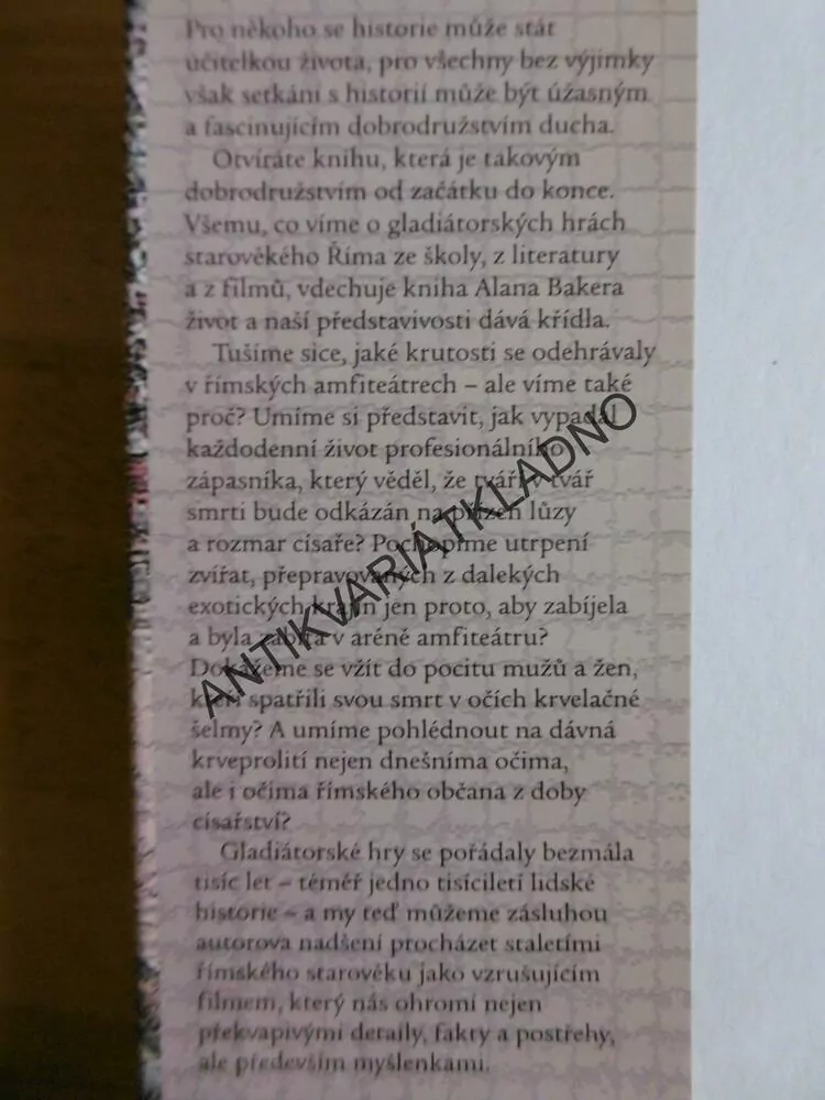 GLADIÁTOR, ALAN BAKER, **an