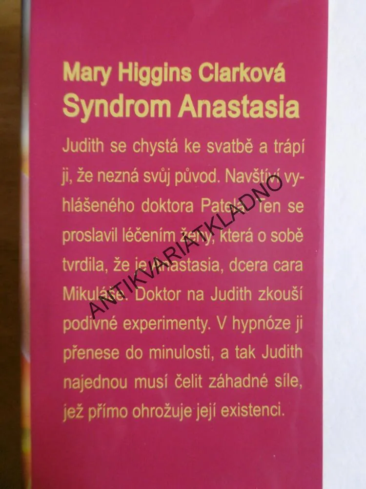 SYNDROM ANASTASIA, MARY HIGGINS CLARKOVÁ