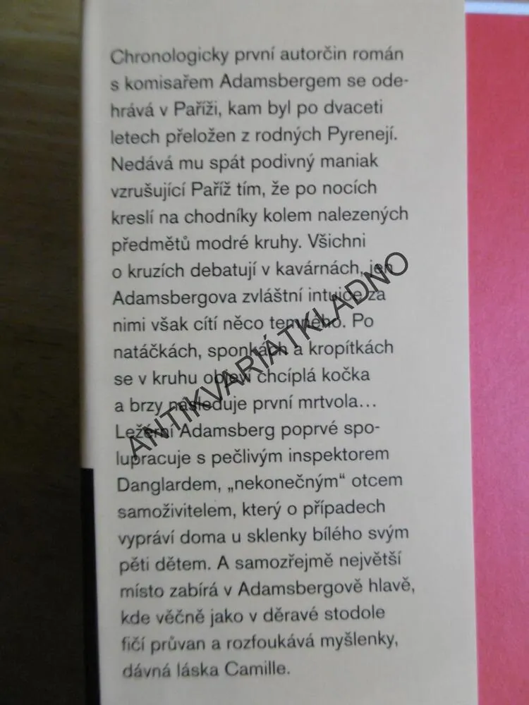 MUŽ S MODRÝMI KRUHY, FRED VARGAS, **an