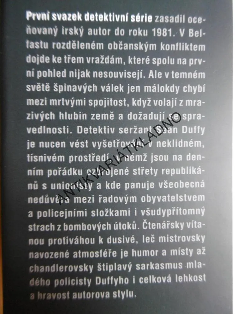 MRAZIVÁ HLUBINA, ADRIAN MCKINTY, 
