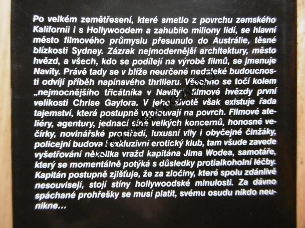 OSUDOVÉ SVĚTLO, LAURENT BOTTI, **an