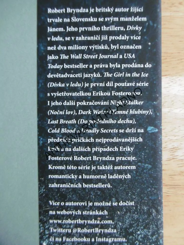 DO POSLEDNÍHO DECHU, ROBERT BRYNDZA, **an