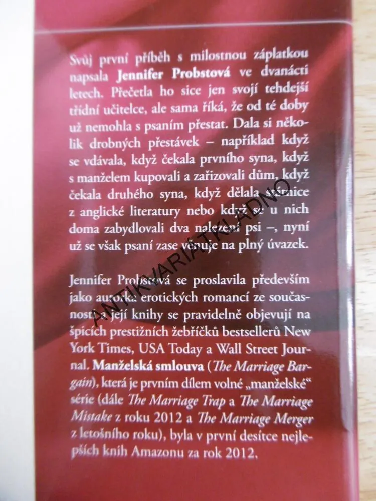 MANŽELSKÁ SMLOUVA, JENNIFER PROBSTOVÁ, **an